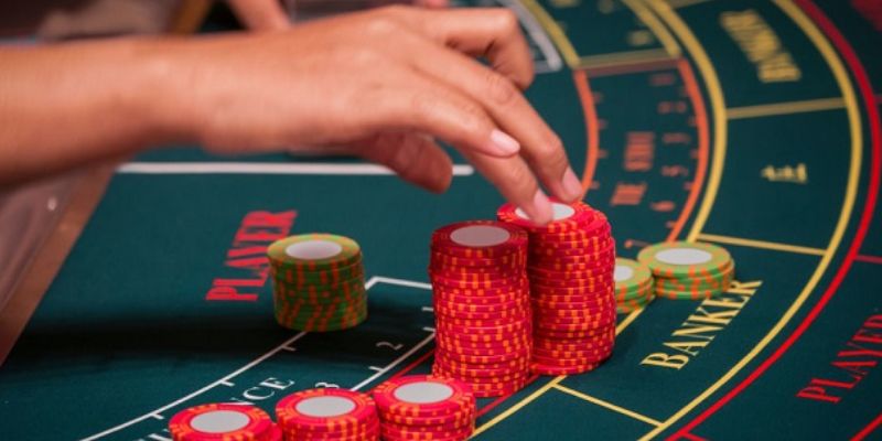 Giới thiệu về kỹ thuật canh bài Baccarat